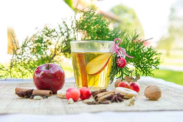 Feiner Gewürztee nach ayurvedischem Rezept