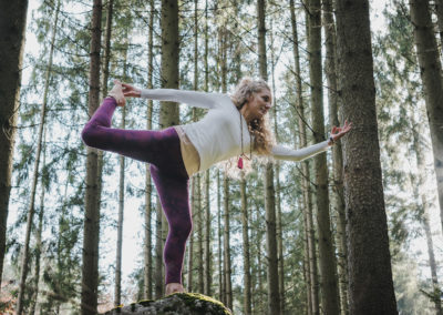 Waldbaden Meditation Yoga Yogaurlaub Bad Birnbach Detox Fasten Kochkurs Vegan Gesundheit Ganzheitlich Fitness Personal Training Sport Seminarzentrum Seminare Lena Sommer Marcel Schade Natur Bayern Urlaub