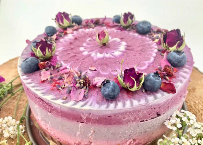 vegan Kochkurs Hotel sankt Leonhard bad Bernbach Lena Sommer Wildkräuter Vitalkost Rohkost yoga rohkosttorte
